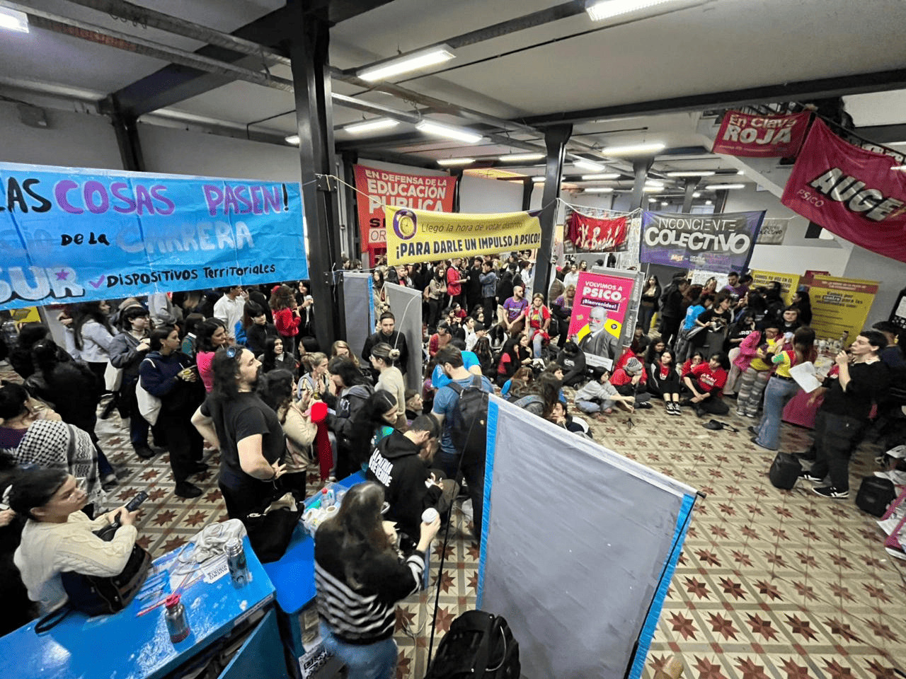 asamblea psicologia uba